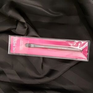 🎉 FREE WITH PURCHASE🎉 Brush-Lise Watier Blending Brush